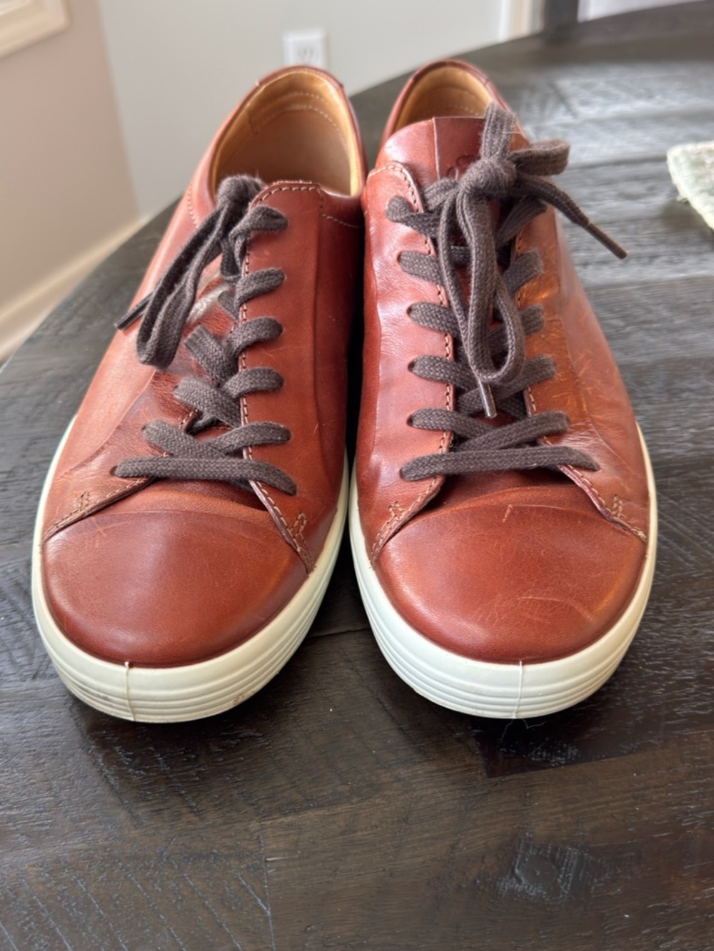 Men’s ECCO Brown Leather Sneakers – Size 40 EU (US 6–6.5) – Casual/Dress